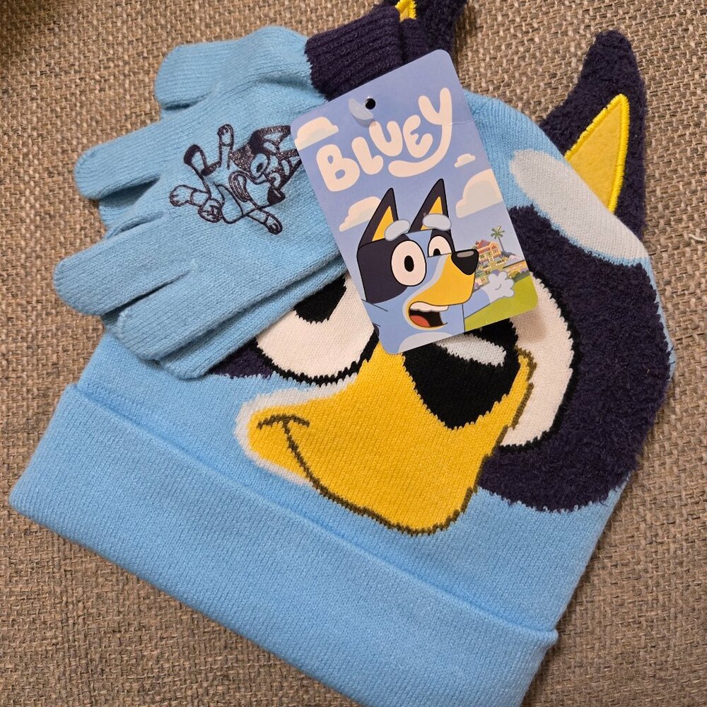 Bluey hat/glove set